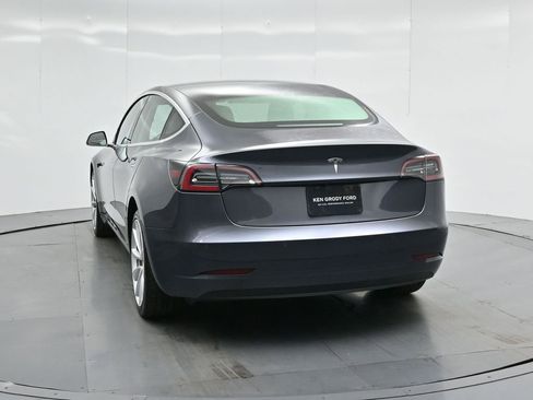 Used 2019 Tesla Model 3 Standard Range Plus image 25