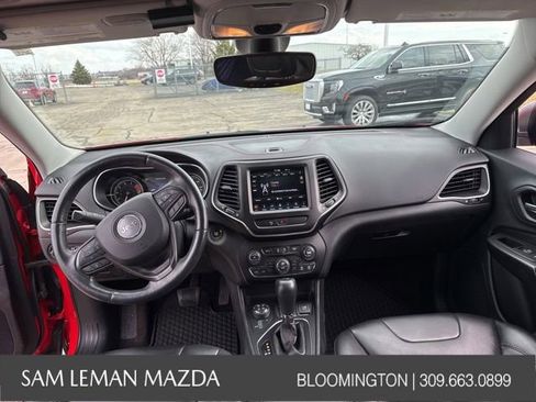 Used 2019 Jeep Cherokee Trailhawk w/ Comfort/Convenience Group image 15