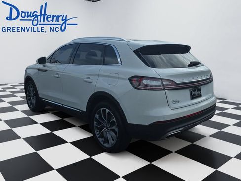 Used 2022 Lincoln Nautilus Reserve w/ Equipment Group 201A FWD image 3
