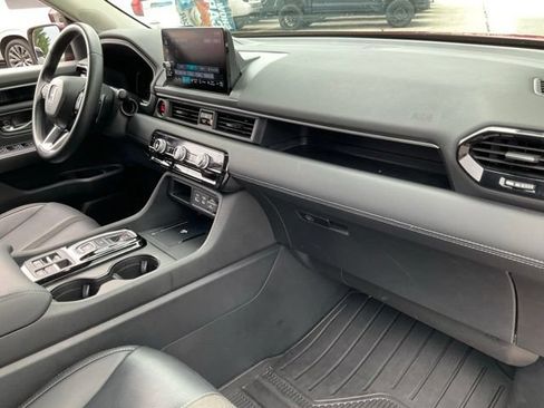 Used 2025 Honda Pilot EX-L image 22