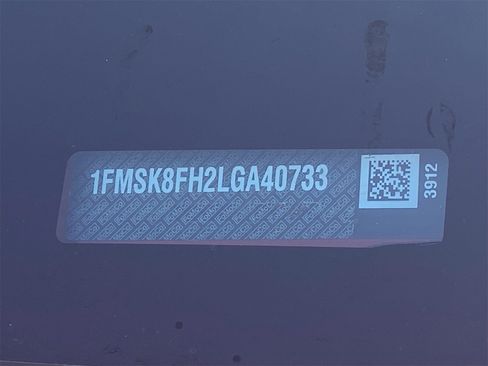 Used 2020 Ford Explorer Limited w/ Class III Trailer Tow Package image 35