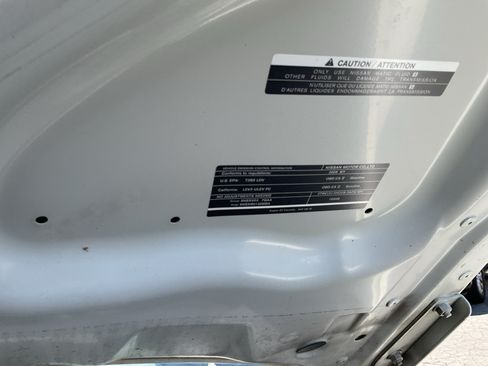 Used 2009 Nissan 370Z Touring RWD image 19