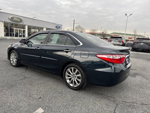 Used 2015 Toyota Camry XLE image 3