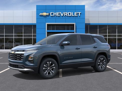 New 2027 Chevrolet Equinox LT FWD image 2