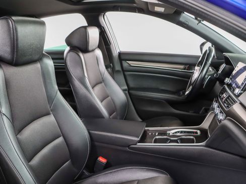 Used 2021 Honda Accord Sport image 27