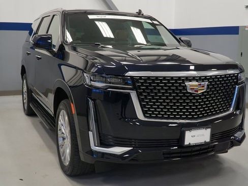 Certified 2024 Cadillac Escalade Premium Luxury w/ LPO, Floor Liner Package image 17