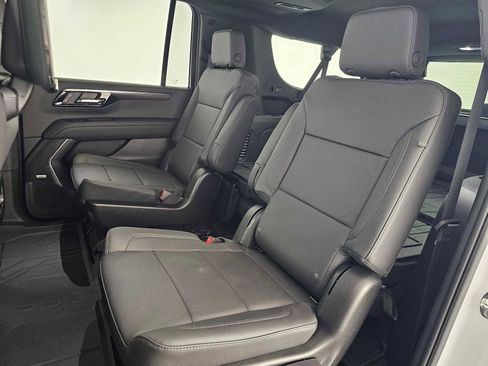 New 2026 Chevrolet Suburban Z71 AWD/4WD image 20