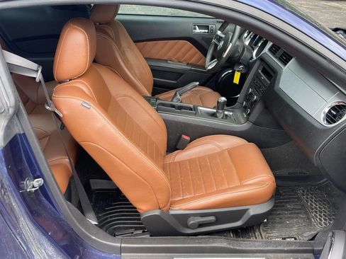 Used 2012 Ford Mustang GT Premium w/ Security Pkg RWD image 12