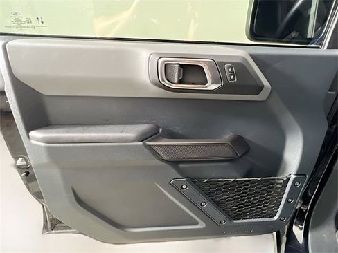 Used 2024 Ford Bronco Black Diamond image 31