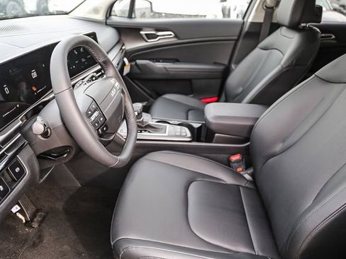 New 2026 Kia Sportage EX FWD image 19