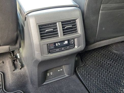 Certified 2023 Volkswagen Atlas SE w/ Panoramic Sunroof Package FWD image 15