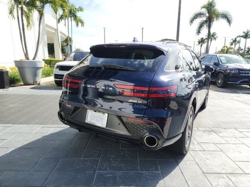 Used 2022 Genesis GV70 3.5T Sport w/ Sport Advanced Package image 10