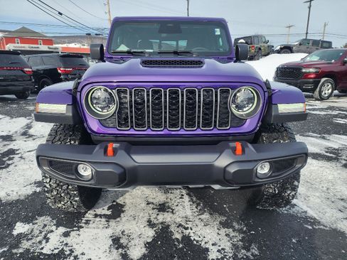 New 2026 Jeep Gladiator Mojave w/ Safety Group image 2