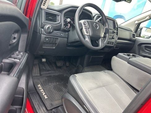 Used 2021 Nissan Titan S w/ S Utility Package image 10