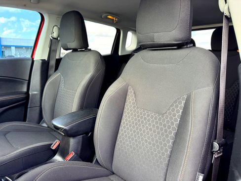 Used 2020 Jeep Compass Sport w/ Cold Weather Group image 13