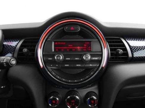 Used 2017 MINI Cooper S image 10