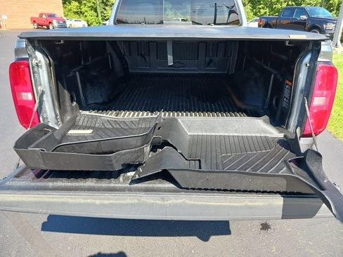 Used 2019 Chevrolet Colorado Z71 AWD/4WD image 11