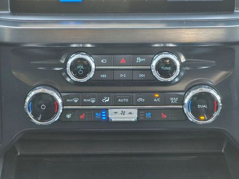 New 2025 Ford F350 Lariat w/ Lariat Ultimate Package image 17