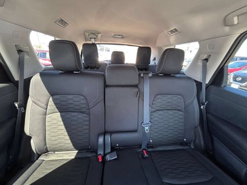 Used 2025 Nissan Pathfinder SV AWD/4WD image 41