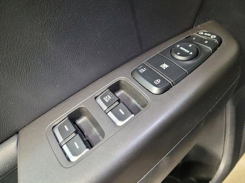Used 2022 Kia Sportage Nightfall Edition FWD image 27