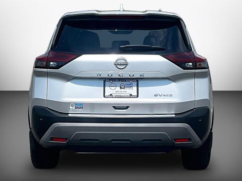 Used 2023 Nissan Rogue SV AWD/4WD image 3