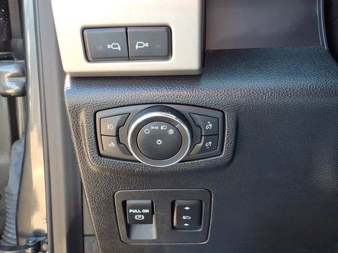 Used 2018 Ford F150 Lariat w/ Equipment Group 501A Mid AWD/4WD image 16