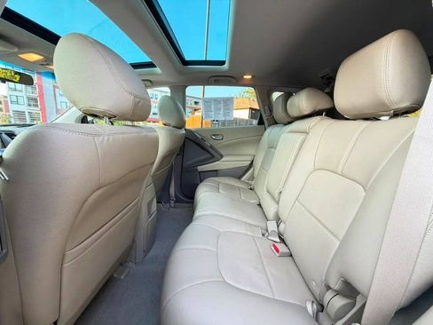 Used 2012 Nissan Murano SV AWD/4WD image 8
