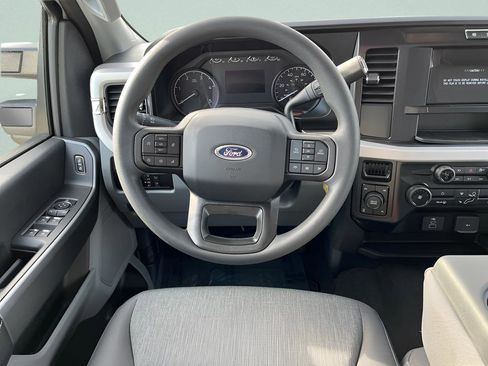 New 2026 Ford F250 XL w/ STX Appearance Package AWD/4WD image 8