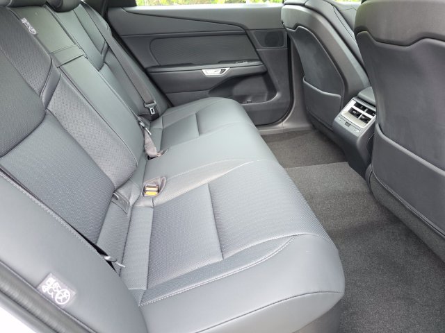 New 2026 Lexus ES 350e w/ Convenience Package FWD image 13