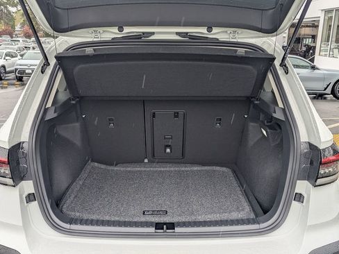 New 2026 Volkswagen Taos SE AWD/4WD image 27