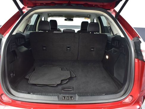 Used 2024 Ford Edge Titanium image 9