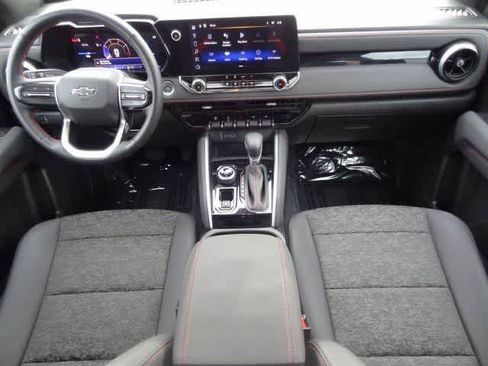 Used 2024 Chevrolet Colorado Z71 w/ Advanced Trailering Package image 13