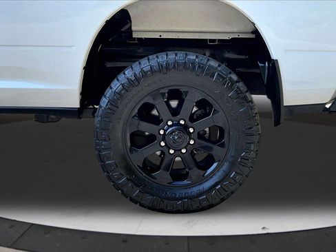 Certified 2024 RAM 2500 Big Horn w/ Night Edition AWD/4WD image 34
