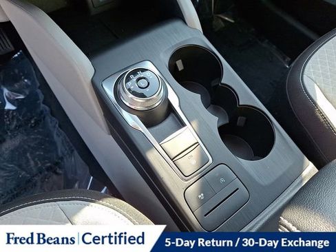 Used 2023 Ford Escape Active AWD/4WD image 23