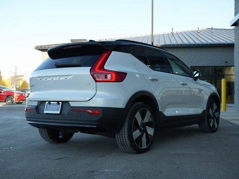 Used 2023 Volvo XC40 Recharge Ultimate image 50