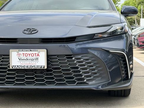 New 2026 Toyota Camry SE FWD image 9