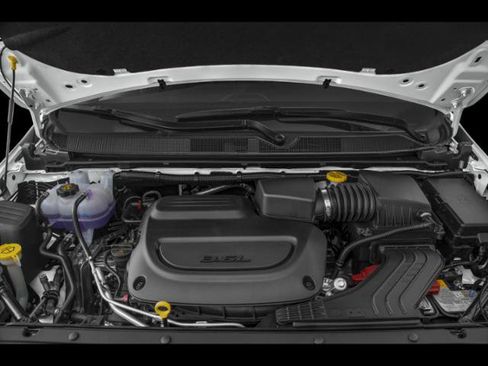 Certified 2023 Chrysler Pacifica Touring-L FWD image 12