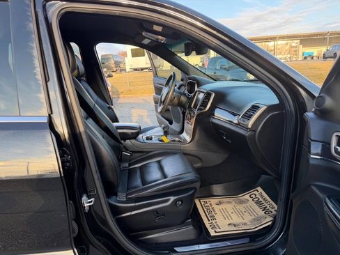 Used 2014 Jeep Grand Cherokee Limited image 15