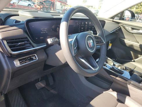 New 2025 Buick Envision Preferred image 15