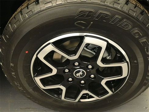 New 2026 Ford Bronco Outer Banks image 9