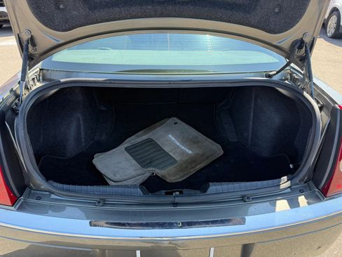 Used 2009 Chrysler 300 Limited w/ Protection Group image 28