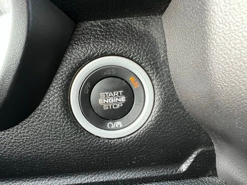 Used 2020 RAM 1500 Big Horn image 37