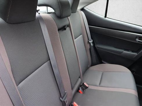 Used 2017 Toyota Corolla LE w/ Carpet Mat Package (TMS) image 25