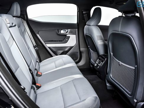 Used 2022 Polestar Polestar 2 w/ Plus Package image 21