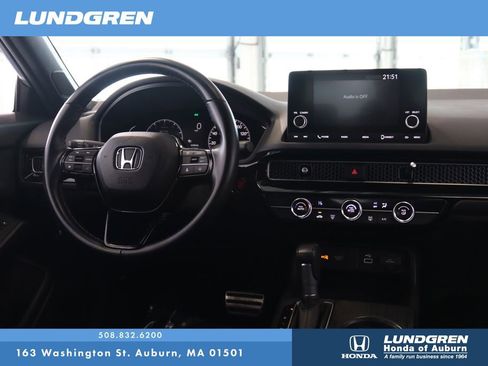 Used 2024 Honda Civic Sport image 4