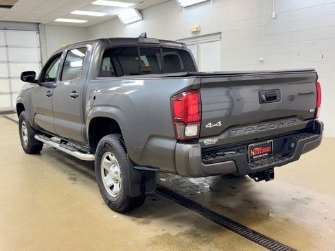 Used 2021 Toyota Tacoma SR AWD/4WD image 8
