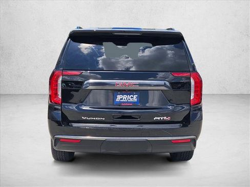 Used 2023 GMC Yukon XL AT4 w/ Technology Package AWD/4WD image 6
