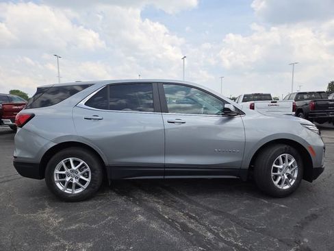 Used 2024 Chevrolet Equinox LT FWD image 16