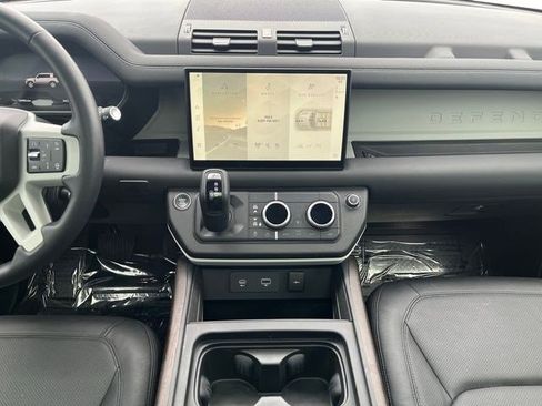 Used 2024 Land Rover Defender 130 S AWD/4WD image 17