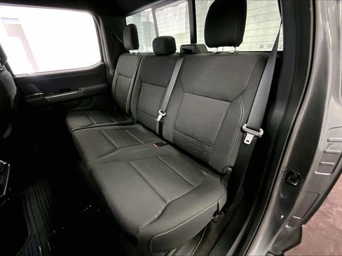 Certified 2022 Ford F150 XLT w/ Equipment Group 302A High image 25